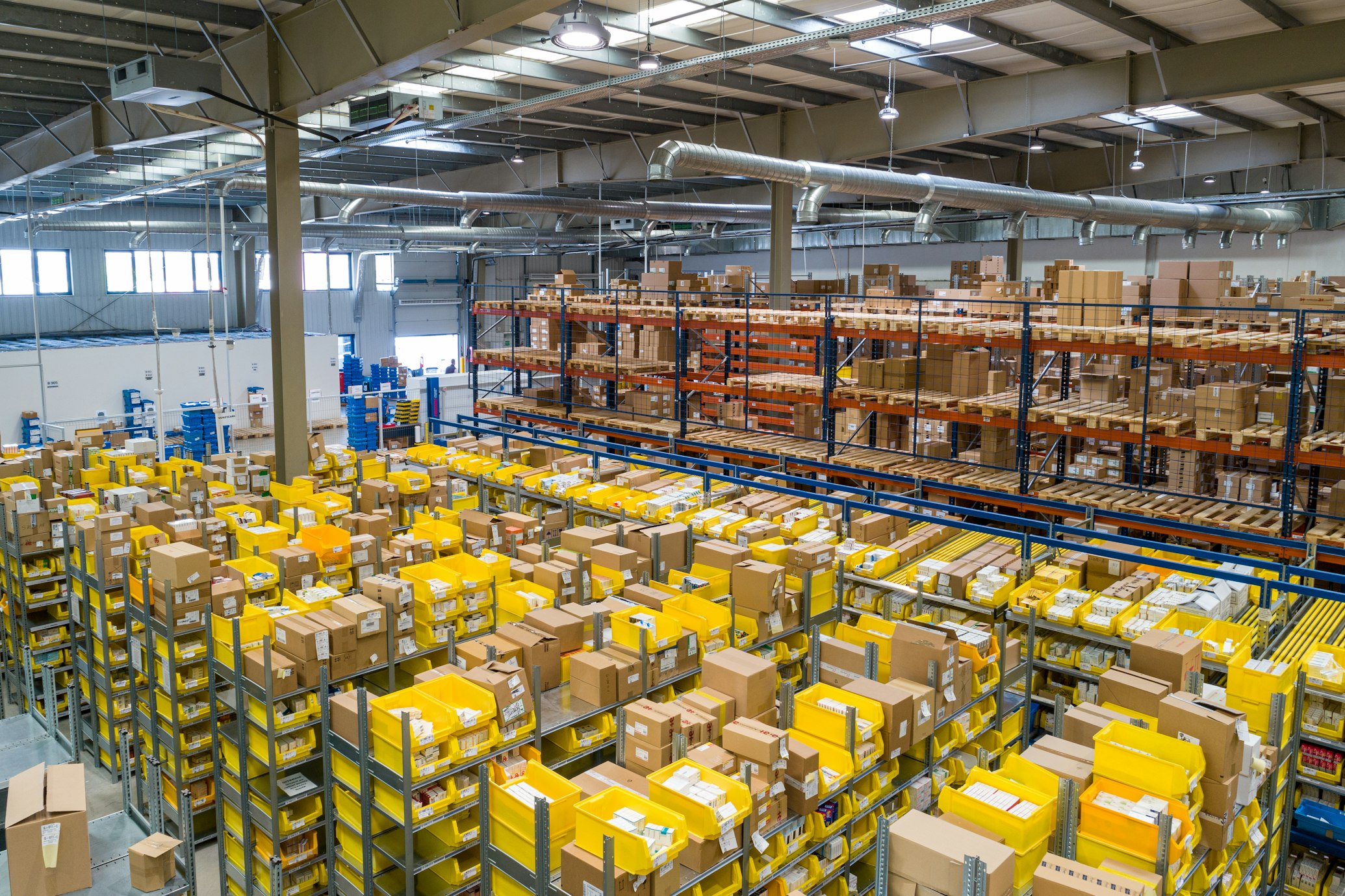 Fleet of autonomous robots in a warehouse